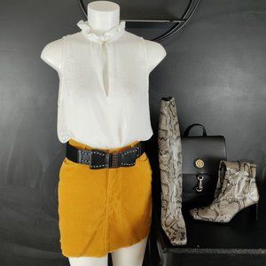 H&M Conscious ruffled sleeveless blouse